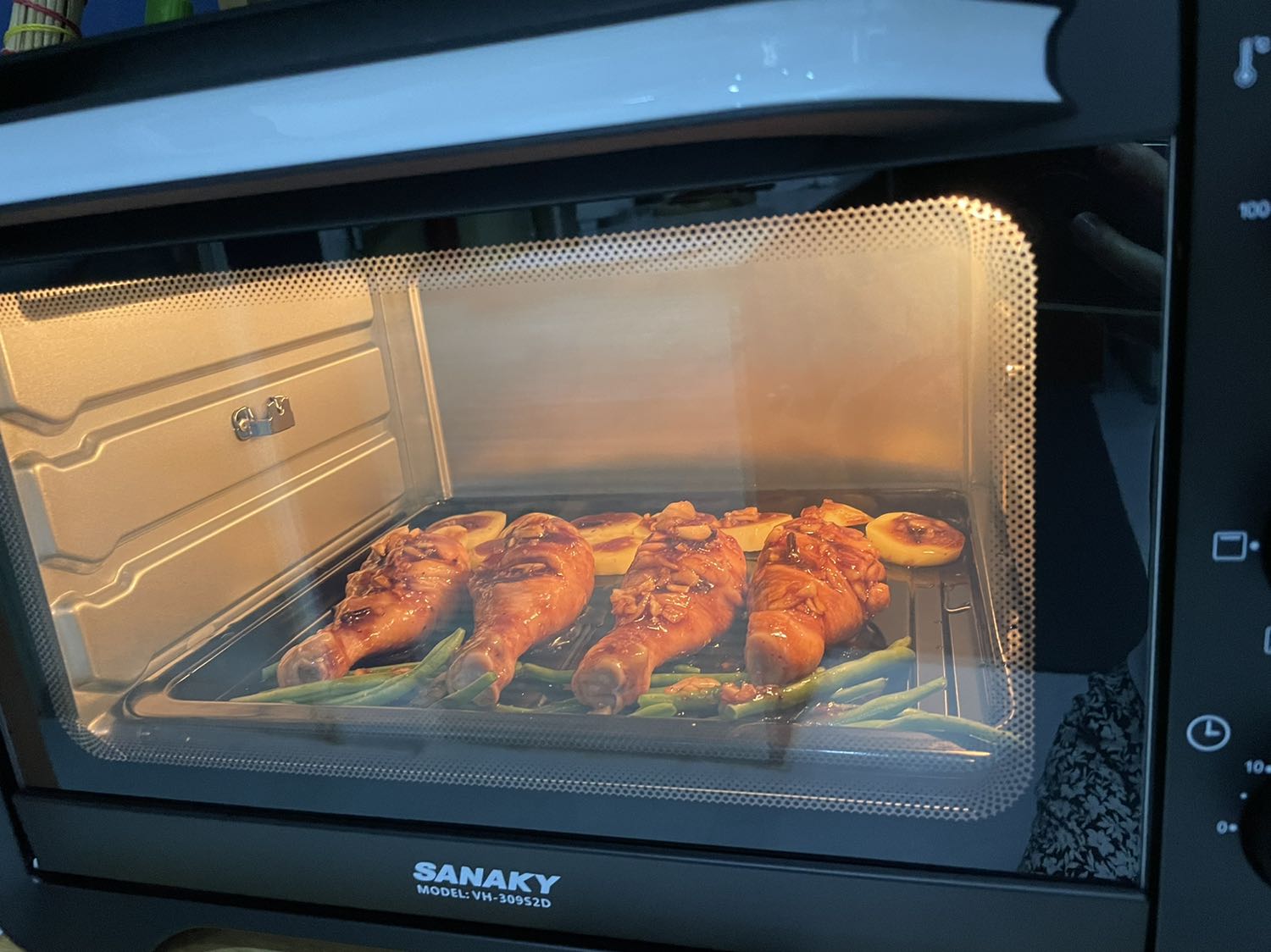 Shop giao hàng rất nhanh (2 ngày là đã giao rồi). Nhất là trong đợt dịch cách li này. Hàng đóng gói cẩn thận và sử dụng tốt.