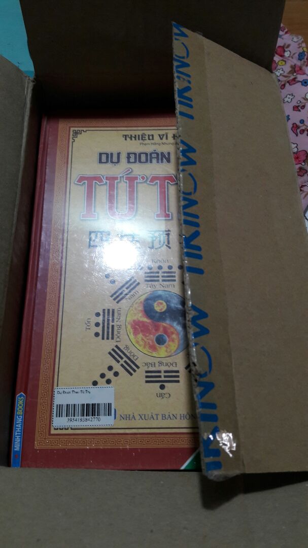 sách bao bì rat ok sách đẹp. sách mới hoàn toàn co bao bọc. nội dung nhiu wa chua dọc het ...nen ko đánh già duoc..