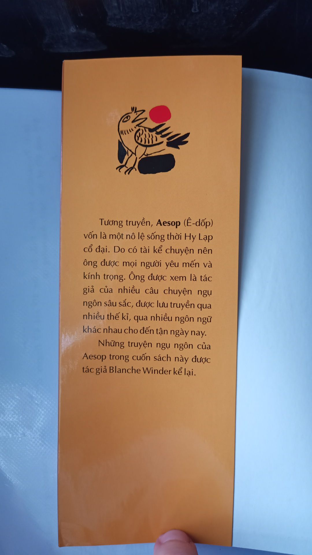 Đóng gói cẩn thận, giao hàng nhanh, sách in đẹp, rõ ràng. Bìa sách đẹp, in bóng, sắc xảo.