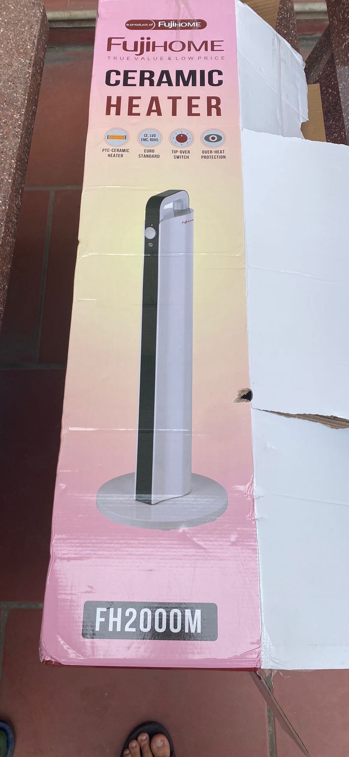 Giao nhầm máy không có điều khiển từ xa