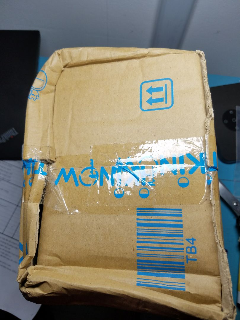 Giá mua được rẻ hơn vài chục. Hàng tem sx 2022. Nói chung là jnt giao hàng hộp móp méo nhưng trong hộp sản phẩm vẫn ok. Hú hồn