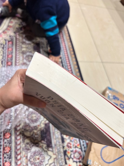 Giao hàng nhanh. Xứ lí vấn đề nhanh.mình sai *** shop hỗ trờ nhiệt tình. Sách đẹp. Tuy có 1-2 vết bẩn.