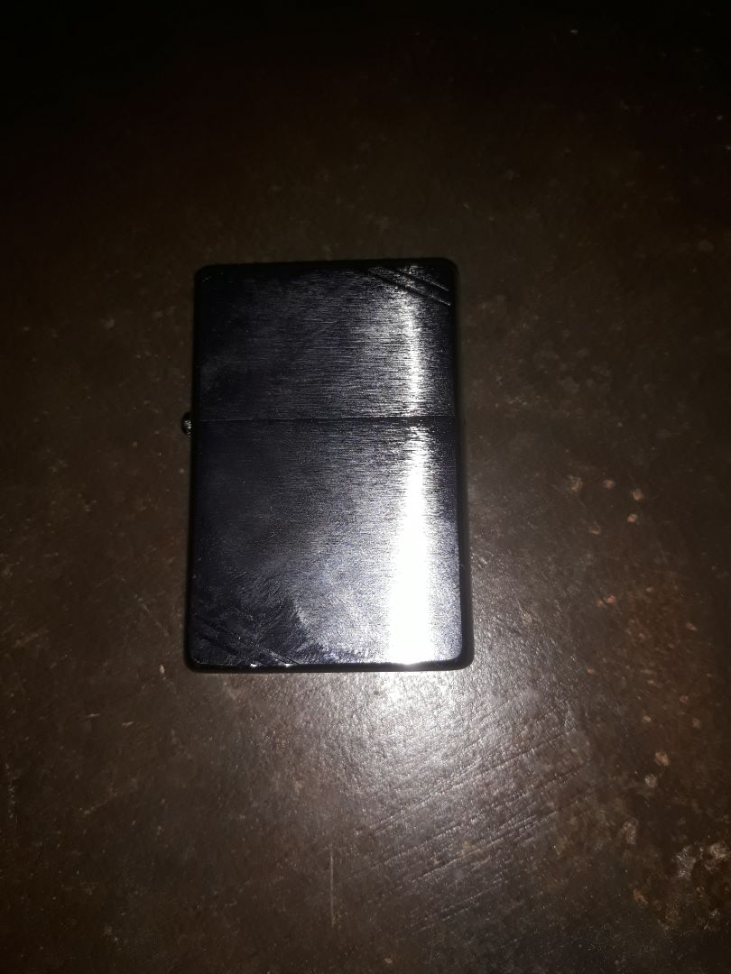 không giống hinh may
ma nhập ma giam gia roi ma không được giam gi het