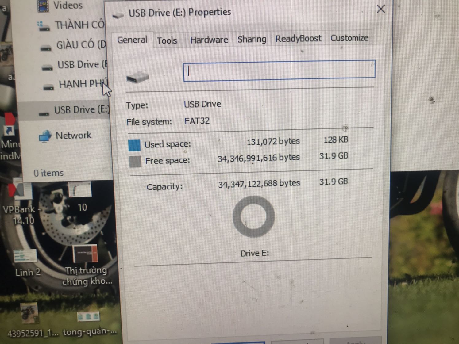 Đề nghị Tiki và nhà bán hàng xem lại ? Mua thẻ 64 gb, gửi cho Khách hàng thẻ 34gb ? *** đảo à ????? Vừa mới nhận hàng hôm nay giật mình ?