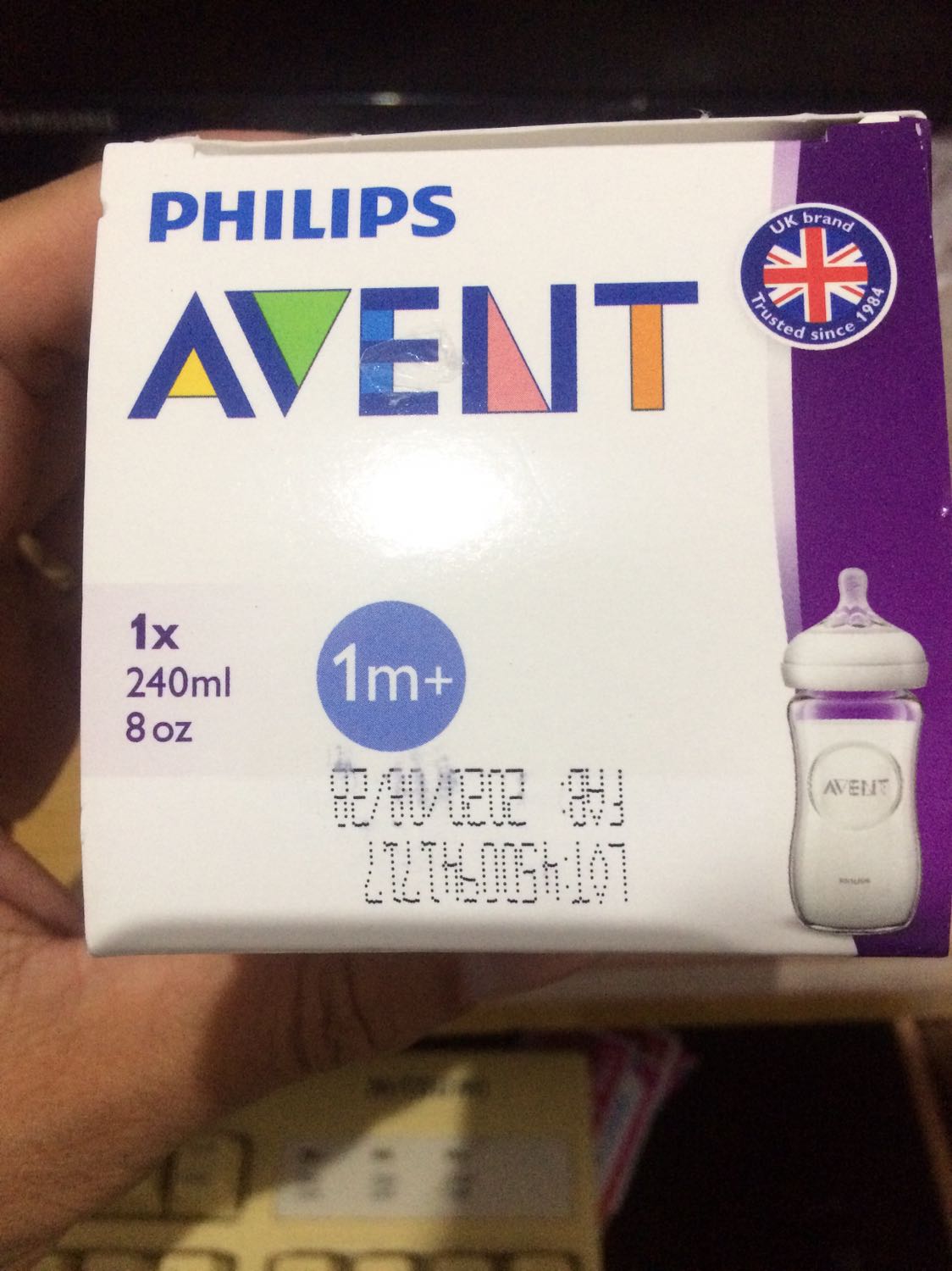 - Giao rất sớm thành ra chưa lãnh lương, phải vây ngân hàng để trả cho sịp-bơ!
- Đóng gói chắc chắn, bọc chống sốc bảo đảm an toàn!
- Bao bì, nhản mác rỏ ràng!
- Giá thành hơi rát, mua đúng giá trên bao bì không có KM hay giảm giá gì cả!
- Thuỷ tinh nhìn chắc chắn, nhưng có 1 đường ráp mí dọc theo bình, chưa ưng ý khi trên 1 sản phẩm thương hiệu như vầy mà lại có 1 khuyết điểm như vậy!
- Chưa sử dụng, sẽ quay lại đáng giá sau!
Nói chung là giá thành đi đôi với chất lượng!