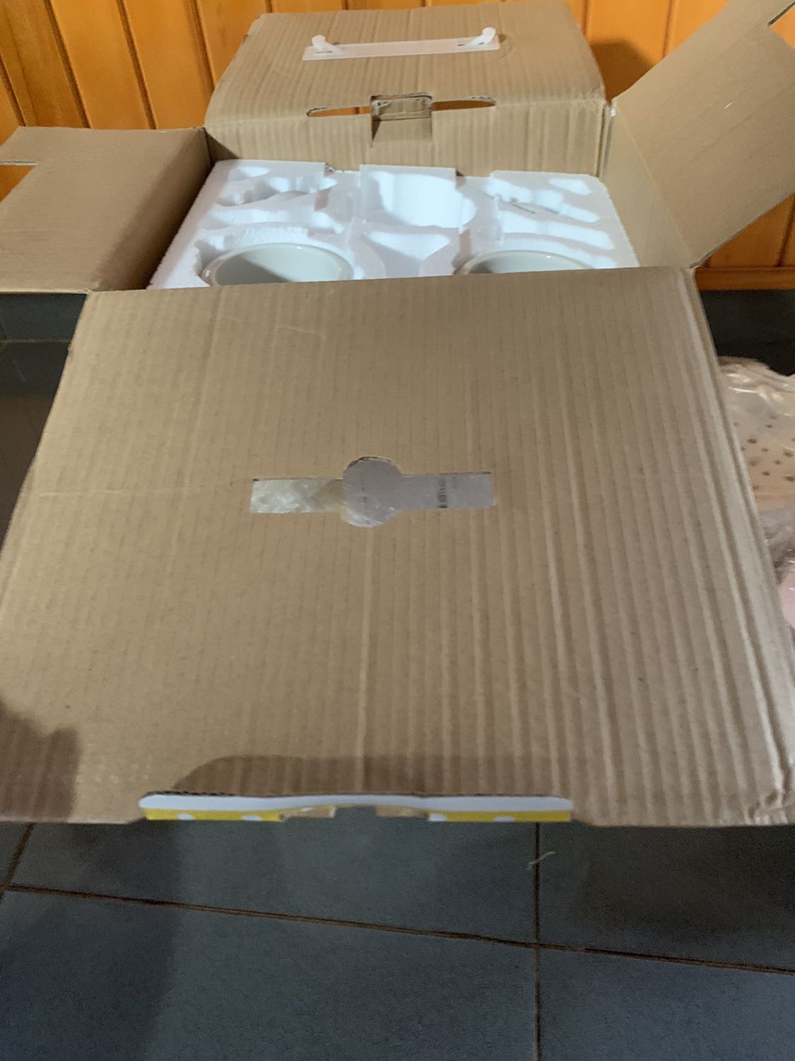 Sản phẩm rất đẹp, chắc chắn nha mọi người. Rất thích cách phục vụ của Shop, rất chuyên nghiệp cực luôn. Sản phẩm rất đẹp, chắc chắn nha mọi người. Rất thích cách phục vụ của Shop, rất chuyên nghiệp cực luôn.