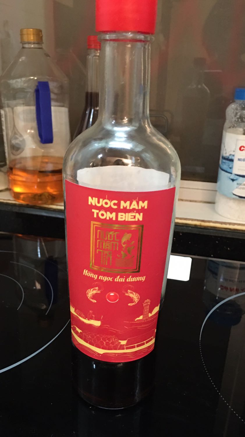 Sản phẩm có vị ngọt tự nhiên, độ mặn phù hợp với khẩu vị của gia đình. Sản phẩm mắm tĩn đã giảm chất lượng so với trước đây nhưng loại mắm tôm rất ngon.
Sản phẩm được đóng gói cẩn thận. Giao đúng hạn