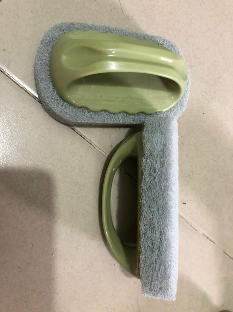 Mình mua loại này về chà tường toilet. Mút xơ mướp cứng vừa đủ. Cảm giác ok. hàng tốt,