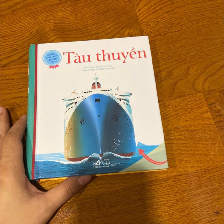 Sách không có gì để chê, giấy chất lượng, cứng cáp, hoàn toàn tin tưởng nội dung vì được dịch từ sách của Pháp, rất phù hợp với các bạn chọn dạy con theo pp Montessori