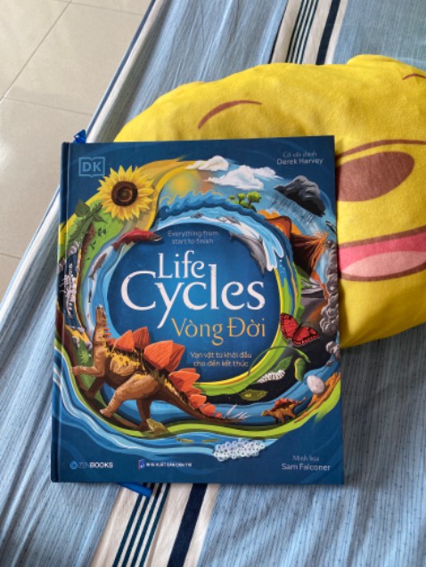 Sách nội dung phong phú, hình ảnh khá đẹp