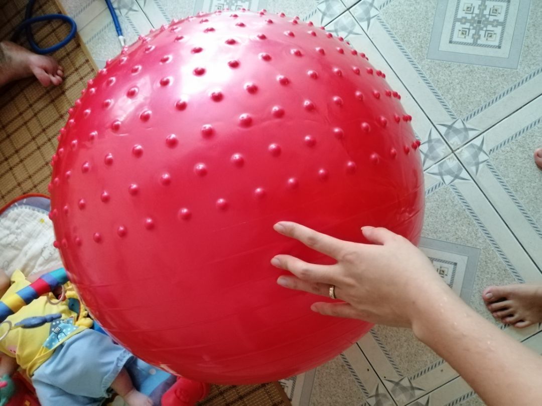 Bóng dày dặn nhưng b Bóng dày dặn nhưng b