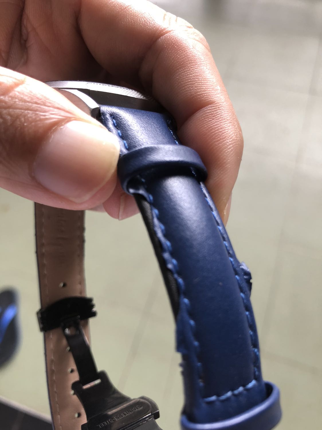 Moi Gan vao May ngay da bong troc, Hang don nhe