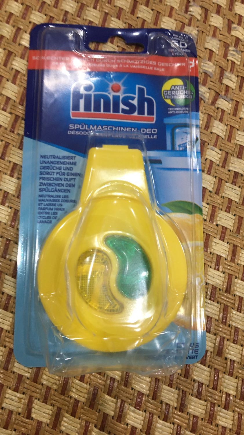 Sản phẩm giao không đúng. Trên web để giá sp sai nhằm *** đảo khách hàng