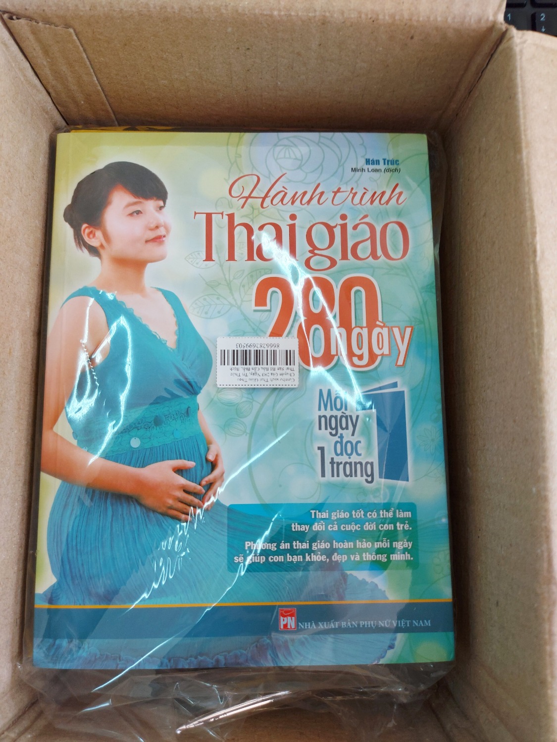 Cảm thấy rất  không hài lòng. Tôi mua quyển Thai giáo theo chuyên gia 280 ngày. Lại giao cho tôi quyển Hành trình thai giáo 280 ngày.