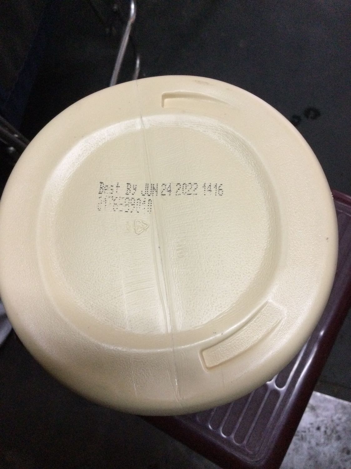 Đây là (BỘT KEM PHA CÀ PHÊ )chứ kg phải là bột cà phê hòa tan như quảng cáo nha 
Nhà bán đã đăng thông tin sai sự thật, *** dối khách hàng,cảm thấy rất là thất vọng