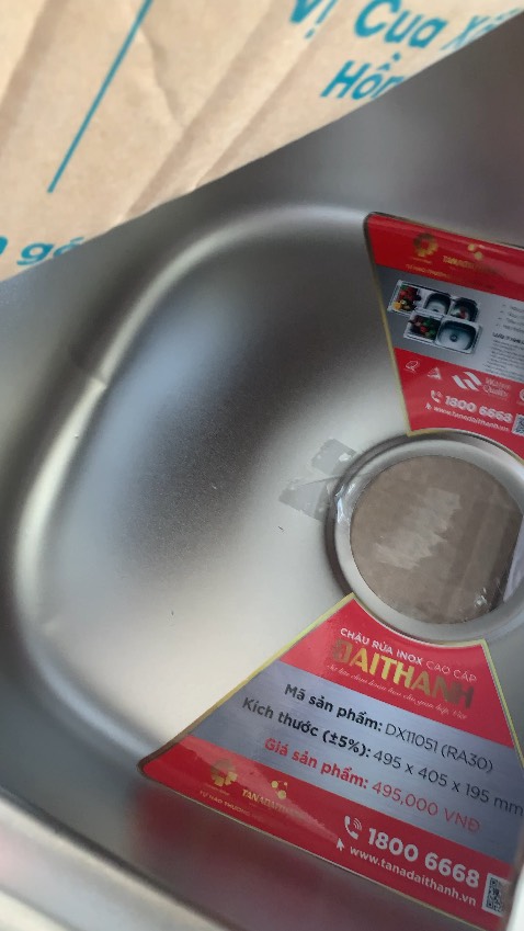 Thời gian giao hàng nhanh! Tuy nhiên vận chuyển bị móp méo sản phẩm! Bù lại shop rất nhiệt tình và chu đáo, không muốn mua nhưng sự ân cần và nhiệt tình của shop nên mua luôn! Mọi người nên mua ở shop này!