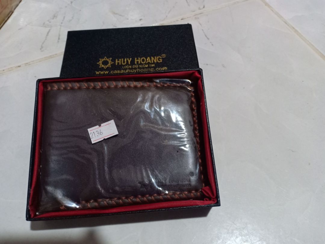 ví nam chất lượng tuyệt vời hộp đẹp sang trọng thích hợp làm quà tặng