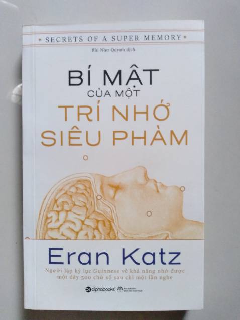 Sách OK 👌 mép bìa sách hơi trầy xước ,nội dung chưa đọc nên ko bk đc 😅