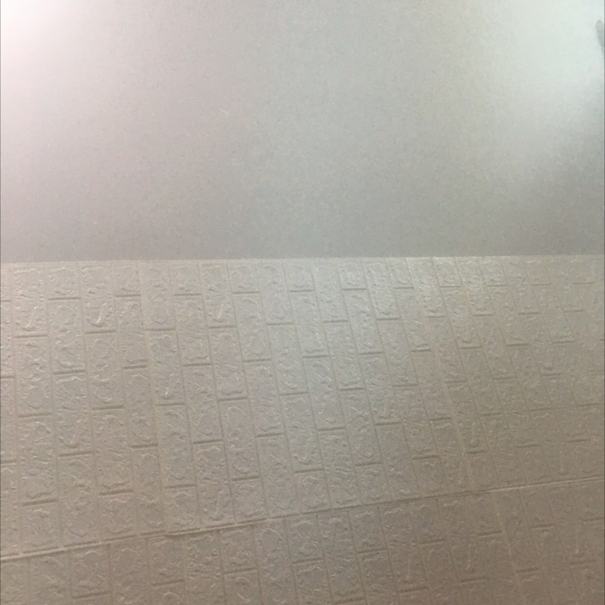 Keo ko dinh hung gio ko biet mua cai gi de cho dinh vo tuong day nua