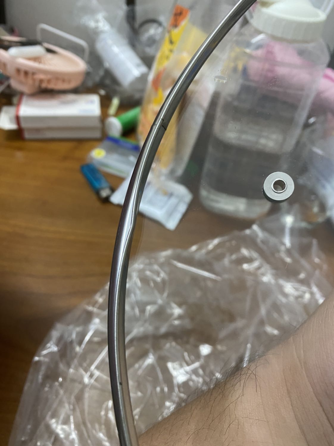 Có 1 nắp bị móp méo, chỗ cán chảo bị lỗi. Đề nghị Tiki hỗ trợ đổi lại 2 món này cho mình. Các món còn lại tốt.

Ngoài ra TikiNow rất chậm trễ, mình đặt giao ngày 13/12, mà đến 16/12 mới giao !