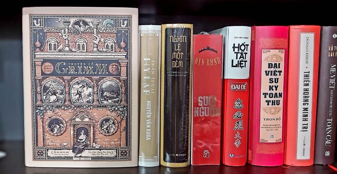 Sách đẹp nên mua về sưu tầm. Chỉ nhìn thôi đã thích rồi. Sờ mát tay luôn 😆😋. 
Sách dày nên được đóng gói cẩn thận. Dịch vụ Tiki rất chuyên nghiệp, từ khâu đặt hàng cho KH nhiều lựa chọn, giao hàng đúng hẹn và nhân viên giao hàng nghiêm túc cũng rất thân thiện. Ủng hộ lâu dài. Like &Thanks!