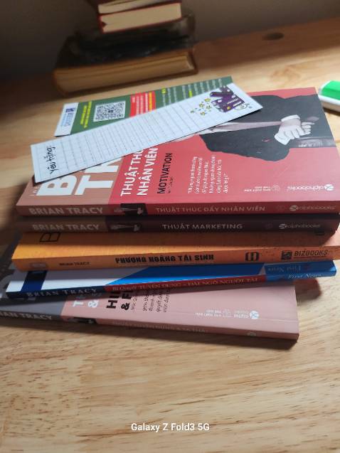 Sách chất lượng rất tốt cho thấy rằng tiki đang phát triển mạnh hơn để đáp ứng nhu cầu của khách hàng