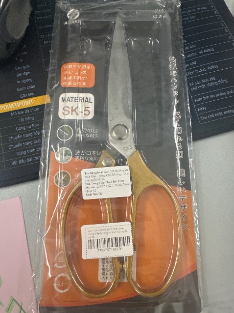 Sản phẩm đáng mua, nhìn chắc chắn, bén