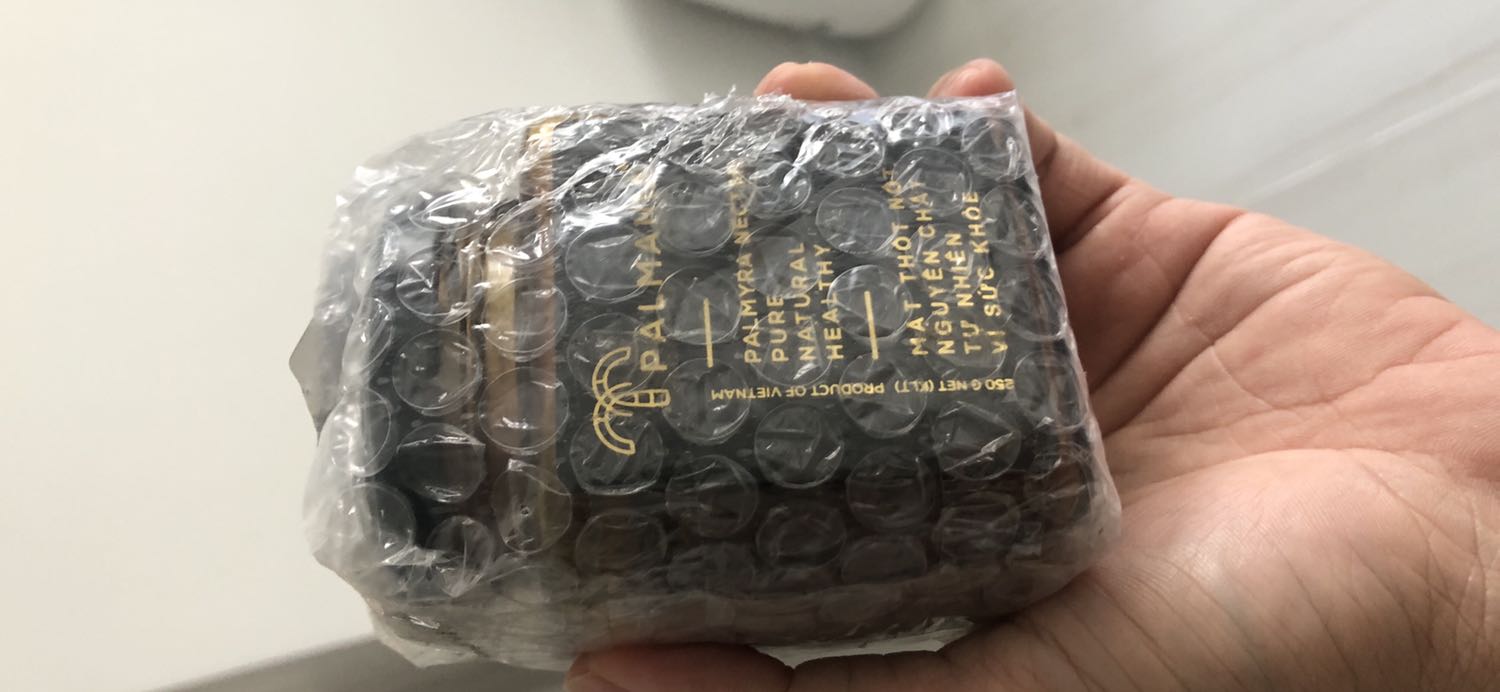 Đường ngon và đặc biệt lắm mọi người ơi. Thơm và dậy mùi rất tự nhiên. Hiếm thấy sản phẩm VN nào mà chỉn chu và đầu tư vậy. Ủng hộ thêm 2 hũ nữa. 

Bọc cẩn thận, giao hàng nhanh