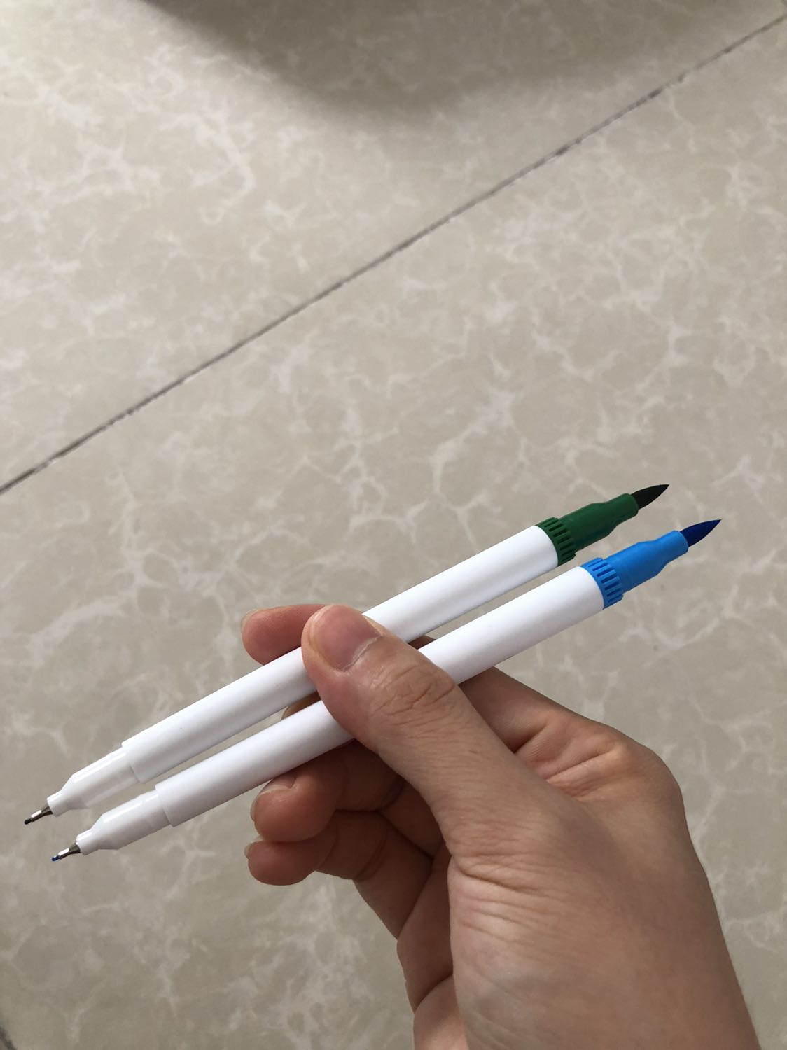 Viết đẹp quá, màu sắc sặc sỡ, 2 đầu lớn nhỏ, đều màu ❤️❤️❤️