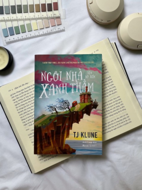 Điểm sáng của tác phẩm là dàn nhân vật độc đáo, đáng yêu và giàu tình cảm. Mỗi đứa trẻ đều mang một câu chuyện riêng, một cá tính riêng biệt. Linus, Arthur và các em đã cho chúng ta thấy rằng mỗi người đều có những giá trị riêng, dù họ có khác biệt đến đâu. Tác phẩm truyền tải thông điệp về lòng yêu thương và sự trân trọng con người, khuyến khích chúng ta nhìn nhận mọi thứ bằng trái tim rộng mở.