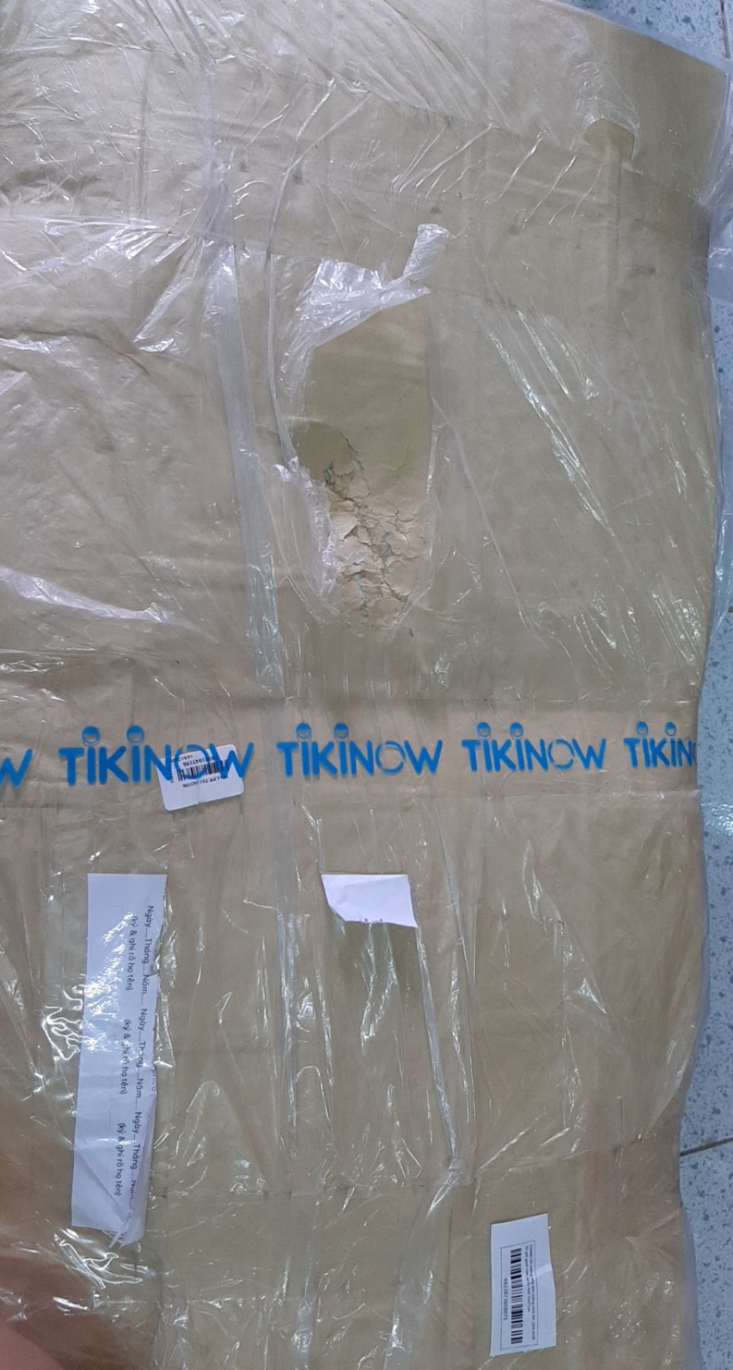 shop k gói mút xốp làm đơn hàng hư với lại miếng dán mỏng hơn mình nghĩ