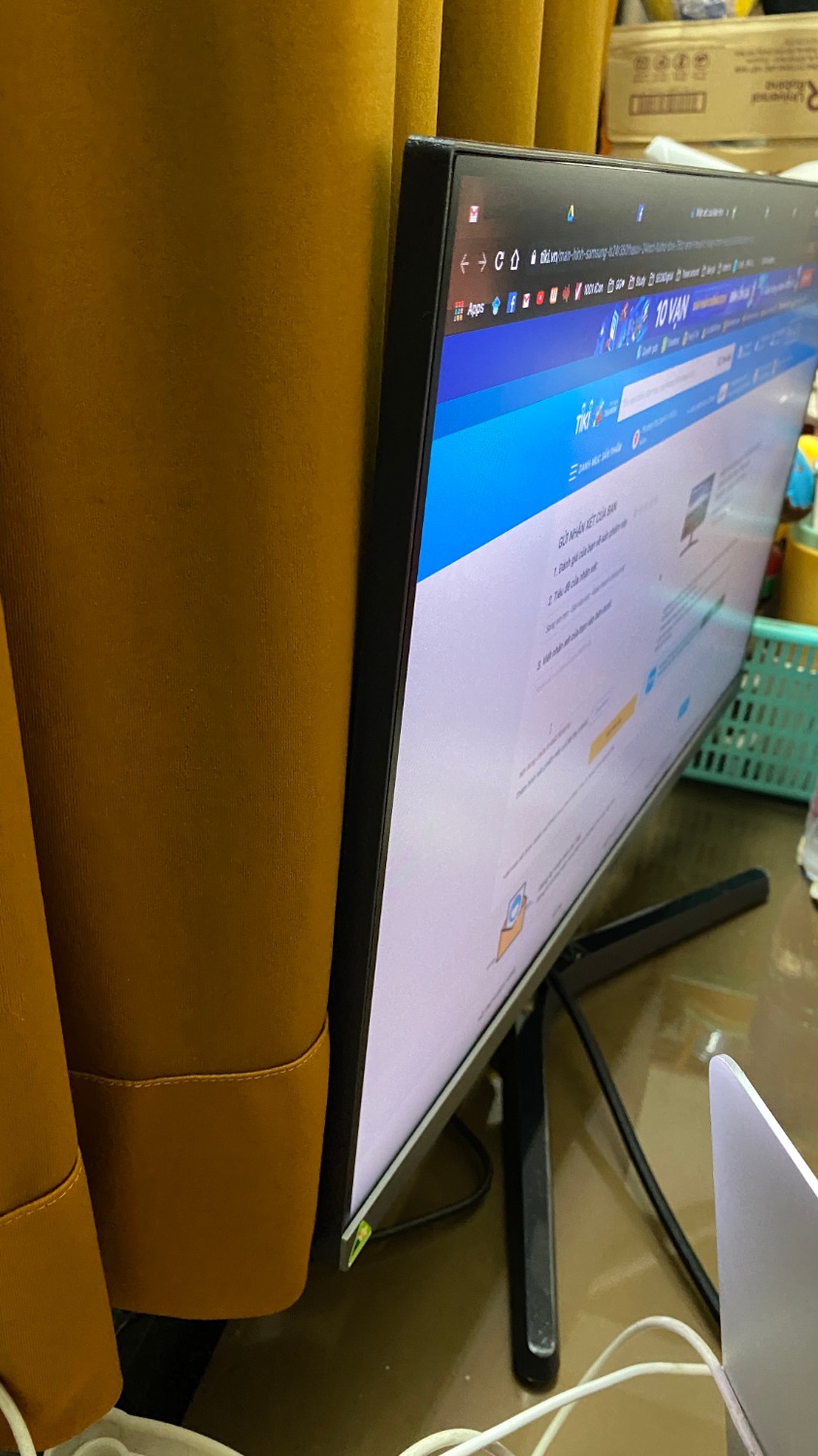 - Sang xịn mịn: cấu hình ổn, phù hợp với mục đích công việc của mình 
- Giá vừa sức : May check đc deal giá hợp lý, mua liền tay kẻo mất deal ngon 
- Giao nhanh chóng mặt: đặt hôm chủ nhật, báo dự kiến thứ 4 giao hơi buồn, mà ai ngờ thứ Hai giao rồi. Có đồ để làm việc mùa Work from home này luôn.

Cảm ơn Tiki nhé :D