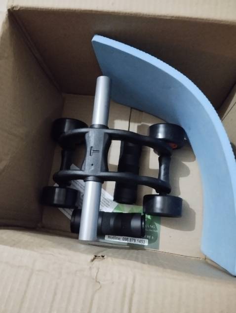 Sản phẩm tốt, chắc chắn. Có thảm đi kèm. Shop giao hàng nhanh.