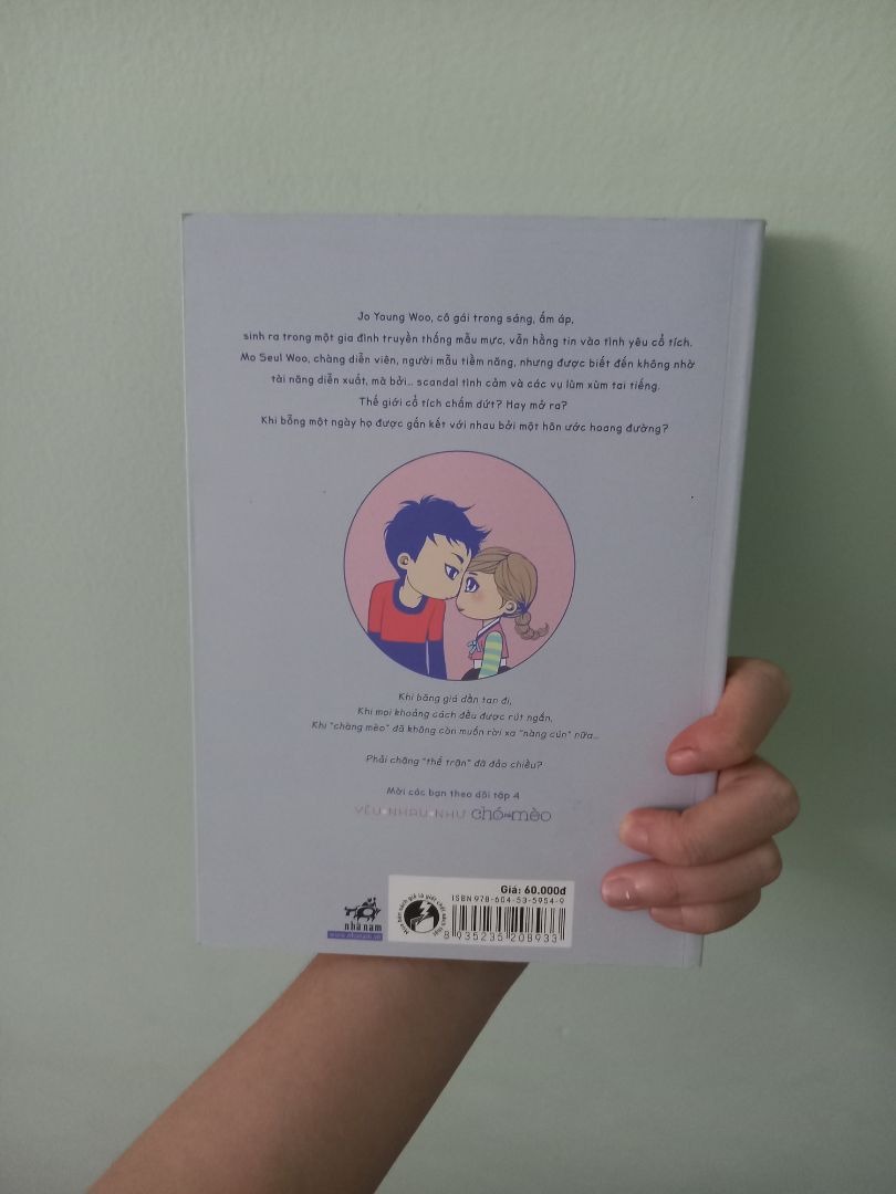 Mình mua trong đợt dọn kho của Nhã Nam. Bìa truyện không bị bẩn, giấy tốt. Giao hàng nhanh lắm luôn.