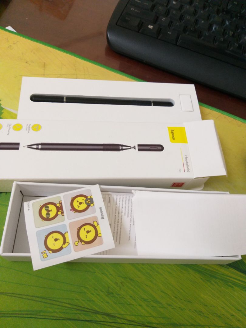 Bút chạm mượt, dễ sử dụng, kiểu dáng đẹp, sản phẩm tốt trong tầm giá. Shop phục vụ chu đáo, nhắn tin phản hồi ngay khi có thắc mắc của khách hàng về sản phẩm. Sẽ tiếp tục ủng hộ shop.