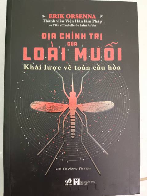 Đọc xong sách về muỗi giúp hiểu rõ về nó, Muỗi là vật trung gian truyền bệnh, có nhiều loại muỗi khác nhau ở các châu lục tự nhiên có, nhân tạo có. Nhưng mục đích chung của chúng là hút máu đa số là có hại, chỉ ít là có lợi. Tại sao lại có lợi ???