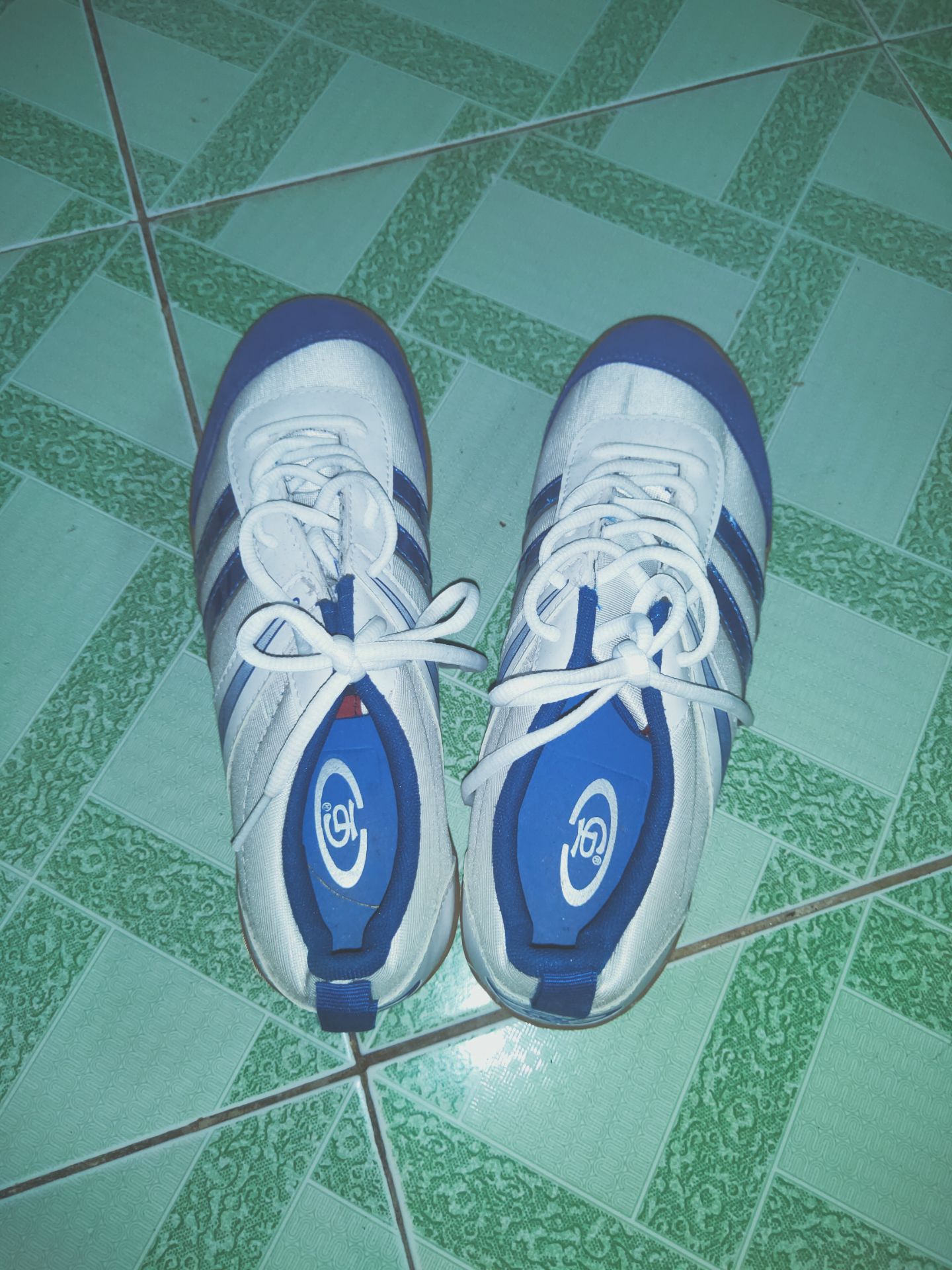 giày tốt đúng size shop nhiệt tình nói chung là ok đáng đồng tiền.