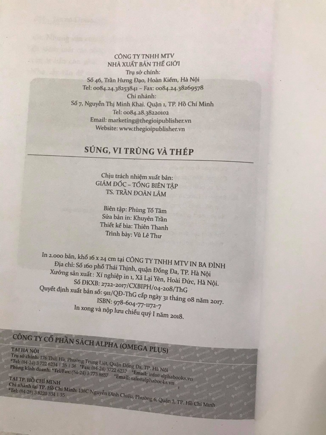 sách mình đặt mua xuất bản năm 2020 nhưng giao cho mình sách cũ xuất bản năm 2016, 2018, bìa mềm.