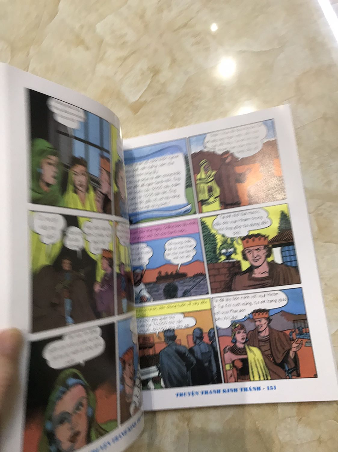 Sách rất đẹp có bọc ngoài sẵn cho luôn
Giao hàng siêu nhanh