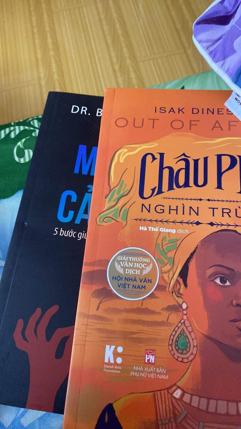 Giao hàng nhanh đóng gói kỹ sách đẹp