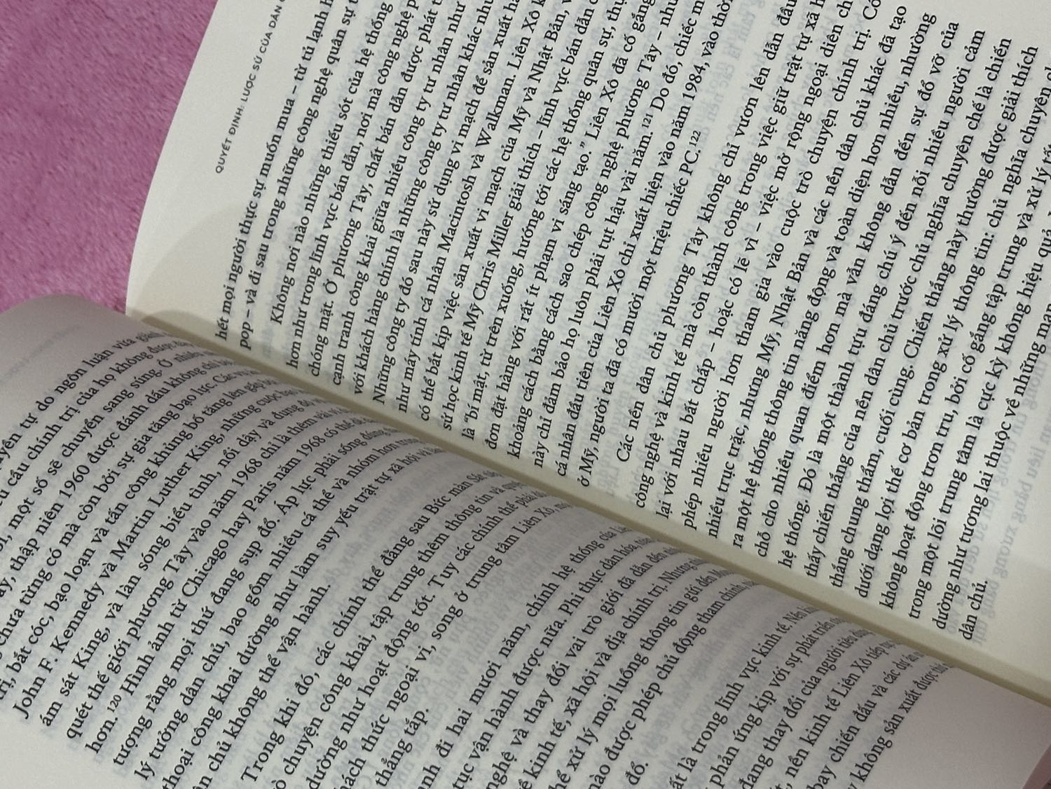 Đơn hàng được đóng gói cẩn thận. Nội dung sách và tác giả thì khỏi phải bàn về độ nổi tiếng và hay.