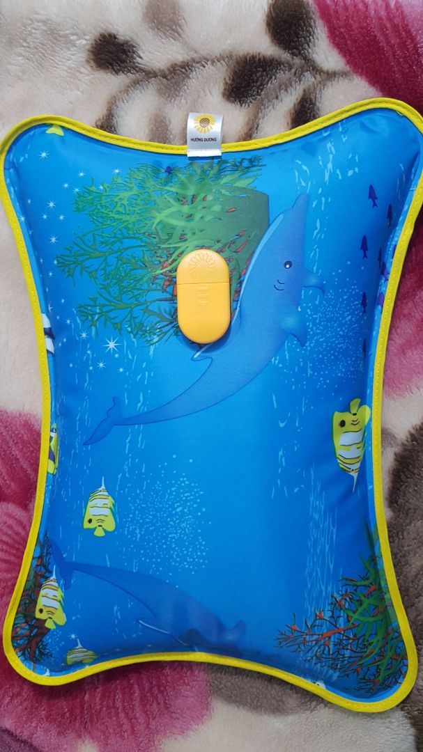 Tiki lúc nào cũng giao hàng nhanh hết luôn. Sản phẩm được đóng gói rất cẩn thận, làm nóng nhanh, nhìn dày dặn và chắc chắn. Mình mua size lớn nên cầm hơi nặng. Sản phẩm chất lượng nên m.n nên mua nhé