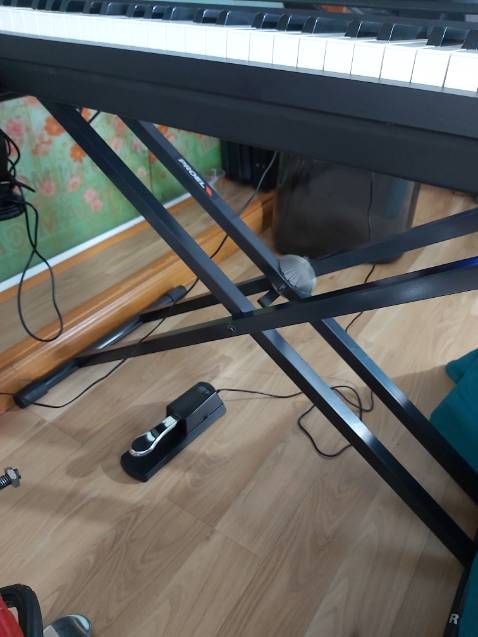 Bàn dùng ổn, piano và organ