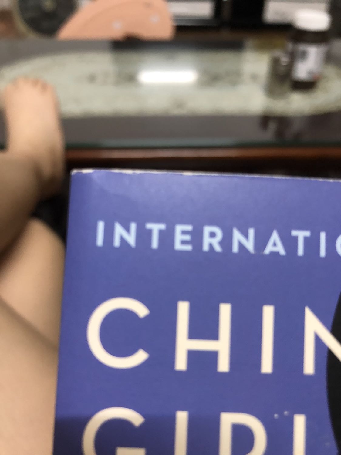 Mình mua quyển này lần đầu đã bị rách rồi. Nhưng điều quan trọng là sau khi mình đổi vẫn là một quyển sách bị rách (khác). Mình không hiểu tiki nghĩ gì khi làm vậy nữa. Vừa tốn thời gian vừa tốn tiền vận chuyển, chất lượng thì không cải thiện được tẹo nào.