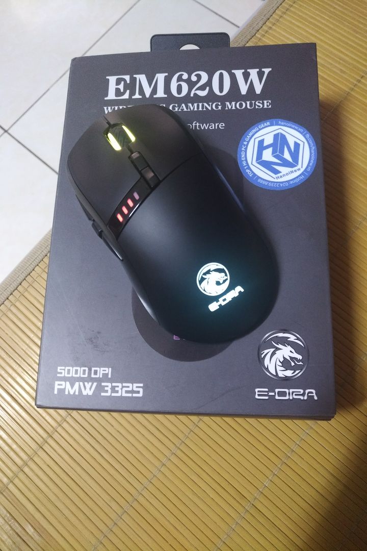 Chuột đẹp ngoài sức mong đợi, bao hộp đóng cũng rất đẹp, cứ như hàng cao cấp vậy. Kết nối tốt, đèn led sáng rõ, chuột nhìn rất có nét. Trải nghiệm rất thích, vote 5 sao liền. Chuột đẹp ngoài sức mong đợi, bao hộp đóng cũng rất đẹp, cứ như hàng cao cấp vậy. Kết nối tốt, đèn led sáng rõ, chuột nhìn rất có nét. Trải nghiệm rất thích, vote 5 sao liền.