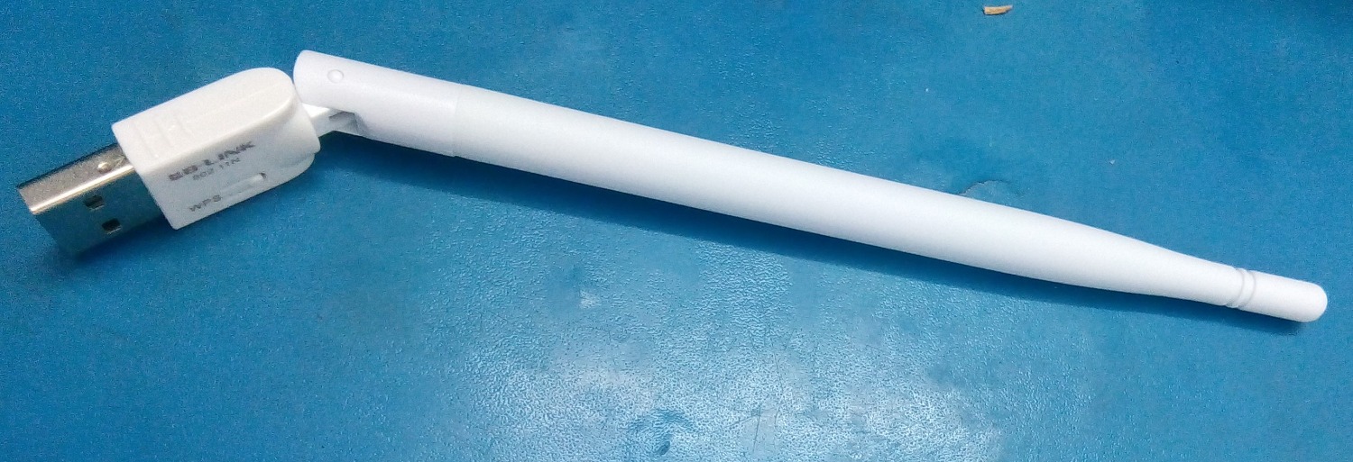 Mô tả trên Tiki.vn thì USB wifi không râu, nhưng giao cho khách hàng lại là USB Wifi có râu. Đề nghị Tiki và Shop đổi lại USB Wifi không râu cho khách hàng. Trân trọng cảm ơn.