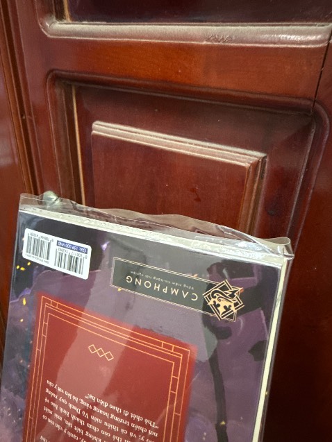 Bọc bookcare nham nhở :)))) dẹp đi sau đừng bọc nữa thì hơn, bôi bác.