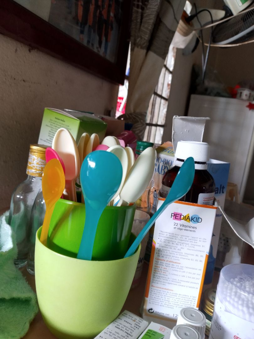 muỗng có độ cong hợp lý, màu sắc trẻ trung,giao hàng như hình,nvgh lịch sự, cho tất cả 5 sao