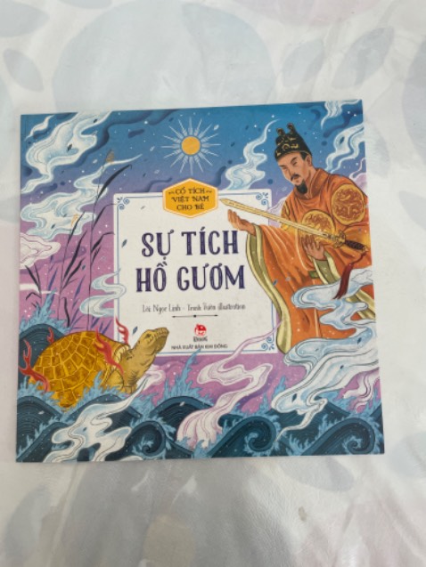 hình ảnh vẽ quá đẹp, tuy nhiên nội dung còn chưa tốt lắm, rút gọn nhiều