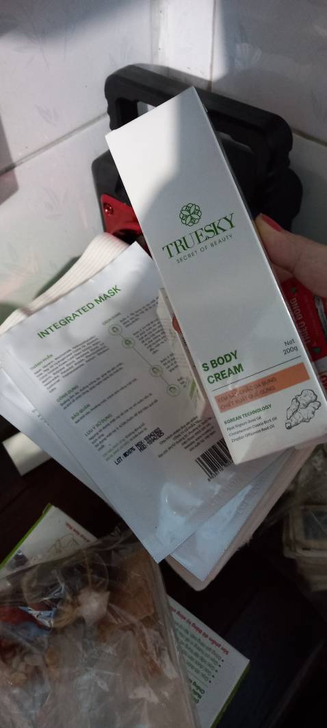 Chất lượng lắm nha. Mọi người ai sau sinh bụng bự như mình thì nên mua dùng nha.may mân mimìncaof dc trúng thưởng nua